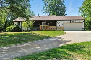 15674 New Holland St, Holland, MI 49424 - Photo 1