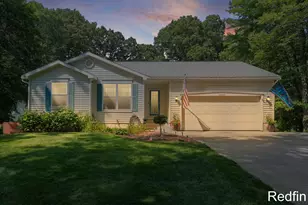 12857 Buchanan St, Grand Haven, MI 49417 - Photo 1