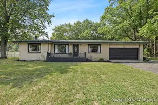 10837 Summit Ave NE, Rockford, MI 49341 - Photo 1