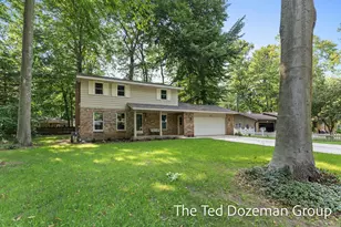 338 Roosevelt Ave, Holland, MI 49424 - Photo 1