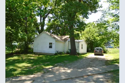 159 Spring Street, Battle Creek, MI 49037 - Photo 1