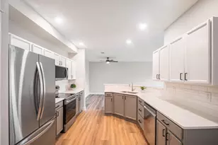 4340 Hampton Ridge Blvd, Howell, MI 48843 - Photo 1