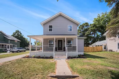 910 Backus Street, Jackson, MI 49202 - Photo 1