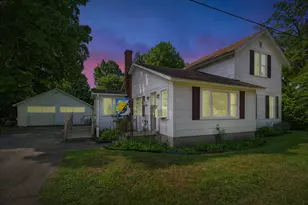 210 Drew St, Paw Paw, MI 49079 - Photo 1