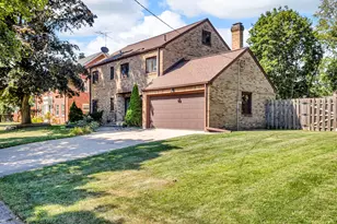 512 S Wisner St, Jackson, MI 49203 - Photo 1