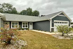 545 N Main St, Wayland, MI 49348 - Photo 1