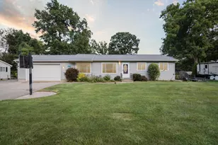 2554 Dan St, Jackson, MI 49201 - Photo 1