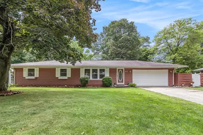 820 Jones Street, Marshall, MI 49068 - Photo 1