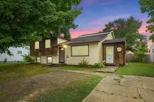 210 Meadowlark St, Middleville, MI 49333 - Photo 1