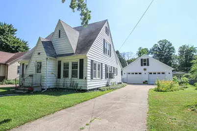 630 S Lincoln Avenue, Three Rivers, MI 49093 - Photo 1