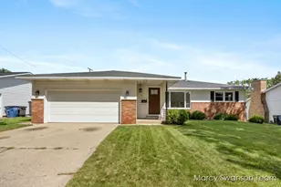 1506 Woodside Rd, Muskegon, MI 49441 - Photo 1