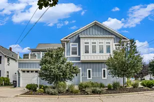 614 Maple St, South Haven, MI 49090 - Photo 1