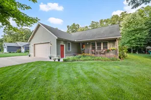 328 Hazelwood Ct, Muskegon, MI 49442 - Photo 1