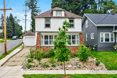 1122 Hall Street SE, Grand Rapids, MI 49507 - Photo 1