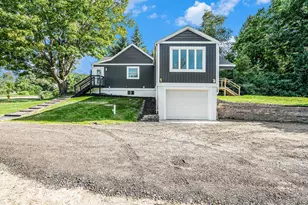 2045 Forest Hill Ave SE, Grand Rapids, MI 49546 - Photo 1