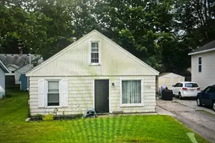 100 Brownell St SE, Grand Rapids, MI 49548 - Photo 1