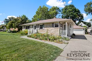 907 32nd St SW, Wyoming, MI 49509 - Photo 1