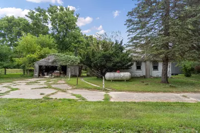 7860 Daisy Lane, Jackson, MI 49201 - Photo 1