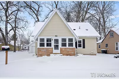 52 Holly Street SW, Grand Rapids, MI 49548 - Photo 1