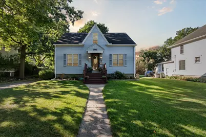 207 Lincoln Street, Chelsea, MI 48118 - Photo 1