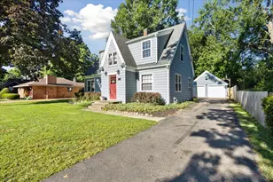 1731 Capital Ave NE, Battle Creek, MI 49017 - Photo 1