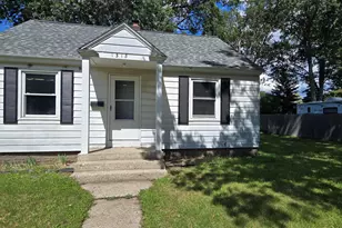 1318 Catherine Ave, Muskegon, MI 49442 - Photo 1