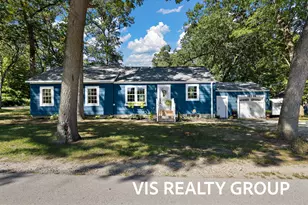 15745 Beach Dr, Spring Lake, MI 49456 - Photo 1