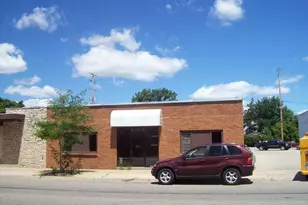 925 Bridge St NW, Grand Rapids, MI 49504 - Photo 1