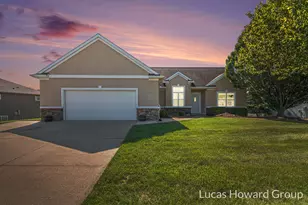 7068 Jasper Dr, Hudsonville, MI 49426 - Photo 1