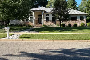 811 Anchor Ln, Portage, MI 49002 - Photo 1