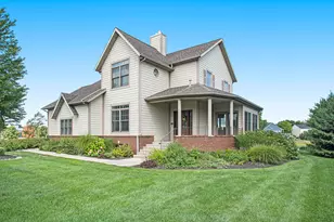 414 Dune Ridge S, Saint Joseph, MI 49085 - Photo 1