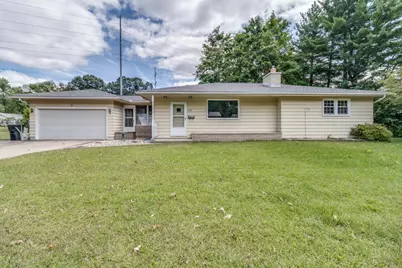 116 Geneva Avenue, Battle Creek, MI 49037 - Photo 1