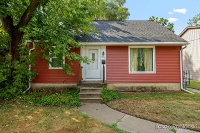 720 Dickinson Street SE, Grand Rapids, MI 49507 - Photo 1