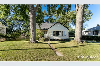 2338 E Columbia Avenue, Muskegon, MI 49444 - Photo 1