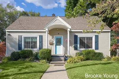 1092 Ireland Avenue, Muskegon, MI 49441 - Photo 1