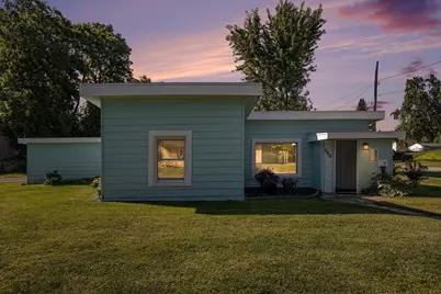 563 Wentworth Avenue, Battle Creek, MI 49015 - Photo 1