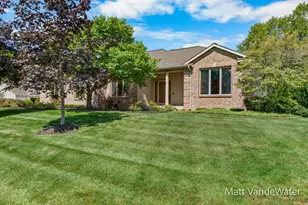 8102 Park W Dr, Jenison, MI 49428 - Photo 1
