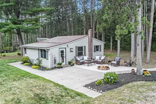 5727 S Poplar Ave, Newaygo, MI 49337 - Photo 1