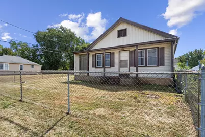 1033 E South Street, Jackson, MI 49203 - Photo 1