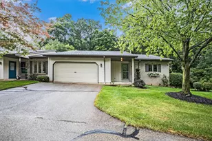 2855 Hidden View Dr SE, Caledonia, MI 49316 - Photo 1