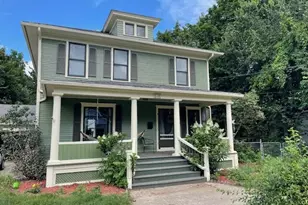 628 W Green St, Marshall, MI 49068 - Photo 1