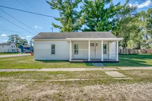 116 E 8th St, Evart, MI 49631 - Photo 1