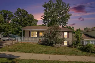 120 Knapp St, Allegan, MI 49010 - Photo 1