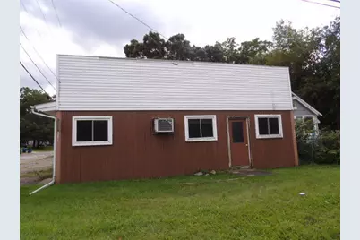 387 Goguac Street W, Battle Creek, MI 49015 - Photo 1