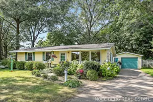 209 Douglas Ct, Spring Lake, MI 49456 - Photo 1