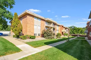 742 W Kilgore Rd, Kalamazoo, MI 49009 - Photo 1