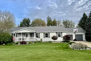 217 S Moor Dr, Coldwater, MI 49036 - Photo 1