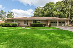 539 Wagner Ct, Benton Harbor, MI 49022 - Photo 1