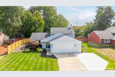 828 Tierra Street SE, Kentwood, MI 49508 - Photo 1