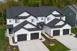 2223 Watertown Way NE, Grand Rapids, MI 49505 - Photo 1